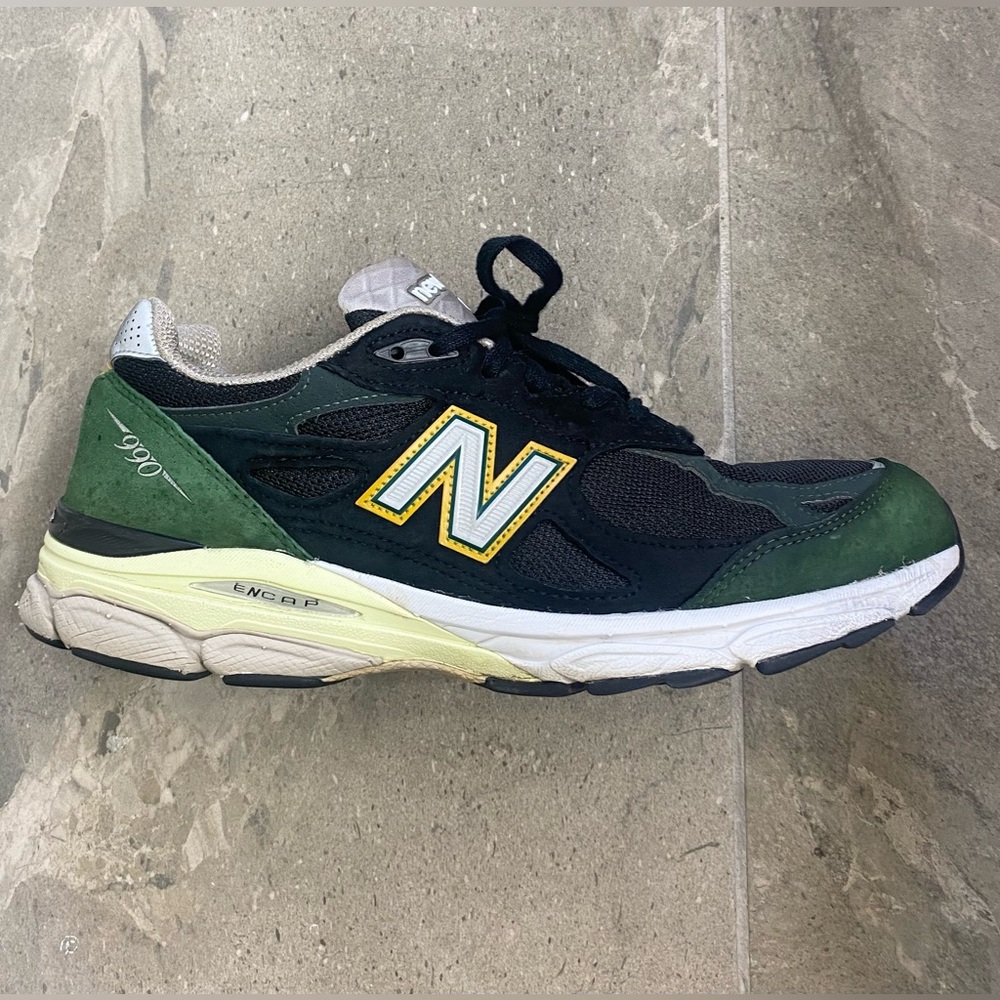 New Balance Black Green Yellow Accent 990v4 Sneakers